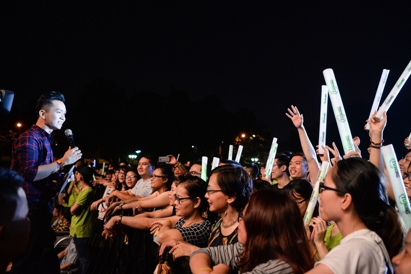 dem thu hai Monsoon anh 10