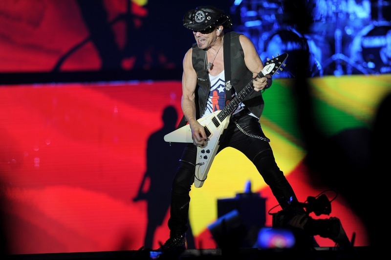 Scorpions bieu dien tai Viet Nam anh 3