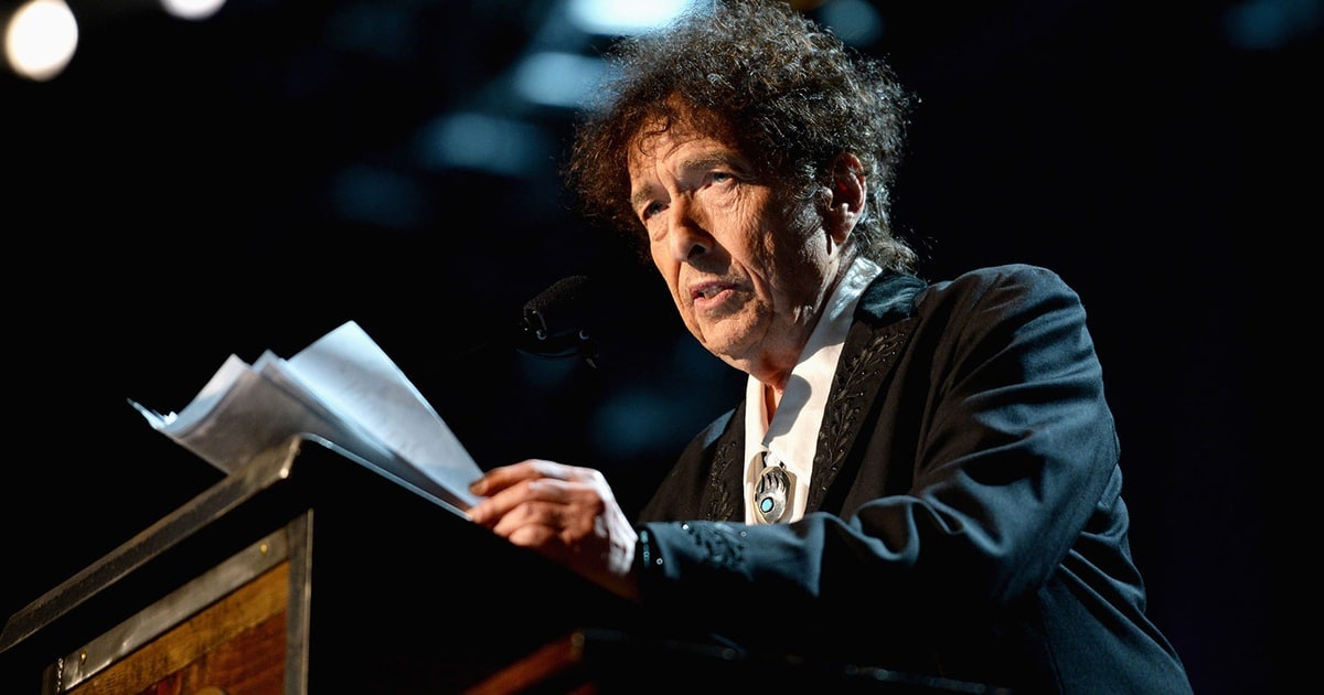 Bob Dylan khong tham du le trao giai Nobel hinh anh