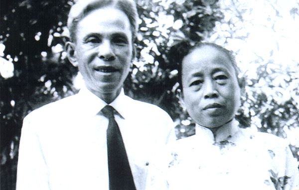 Ra sach tuyet ban cua nha Nguyen Hien Le anh 2