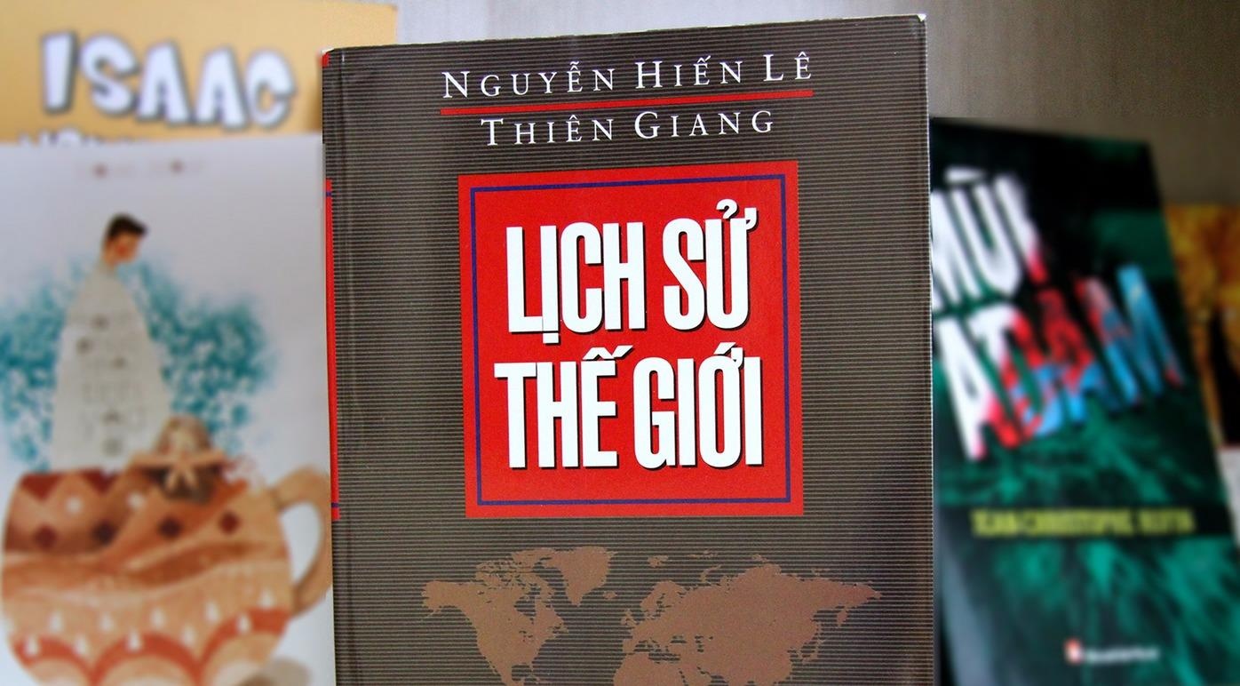 Cau chuyen ve so phan truan chuyen cua mot bo su gia tri hinh anh