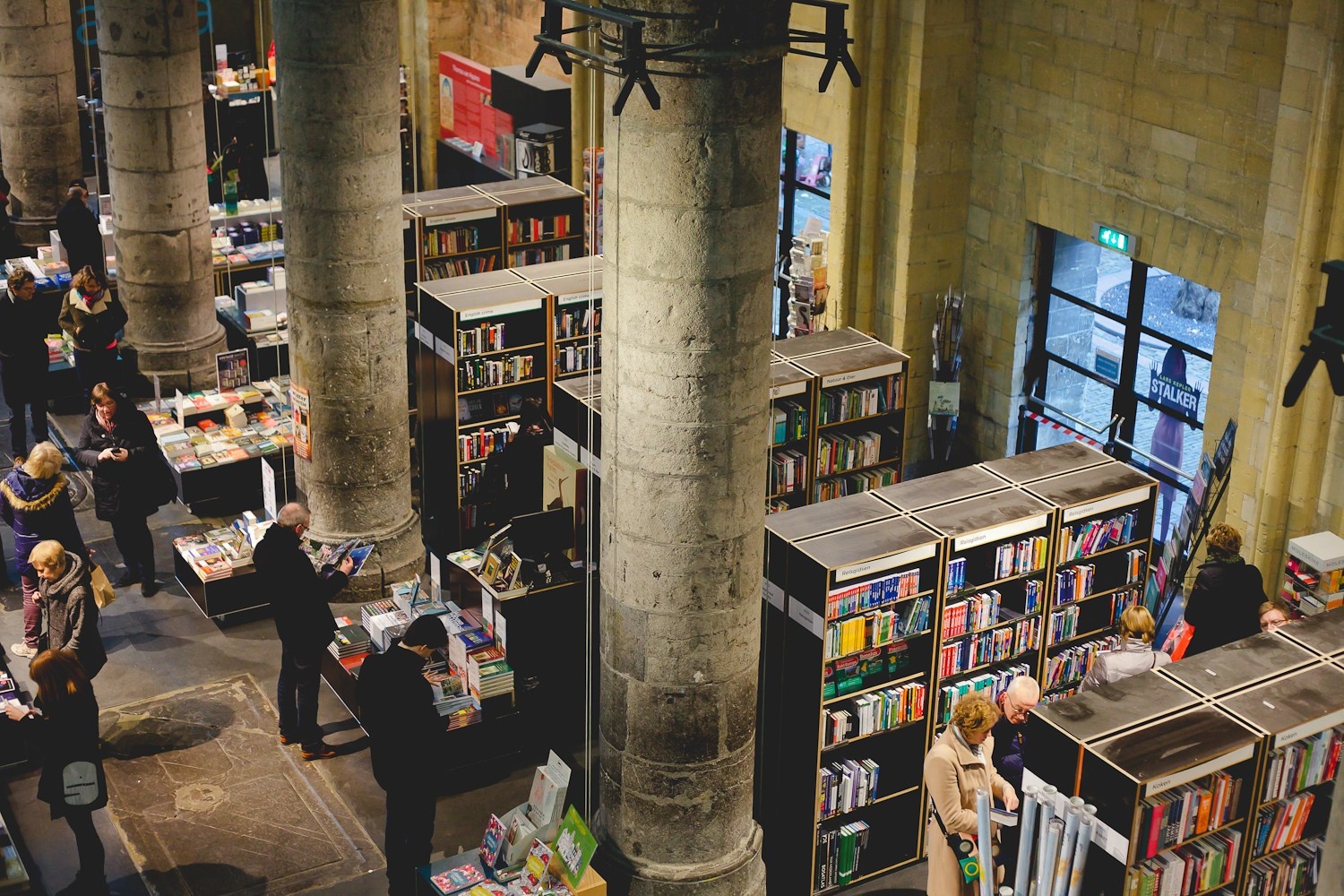 tiem sach dep tren the gioi anh 1