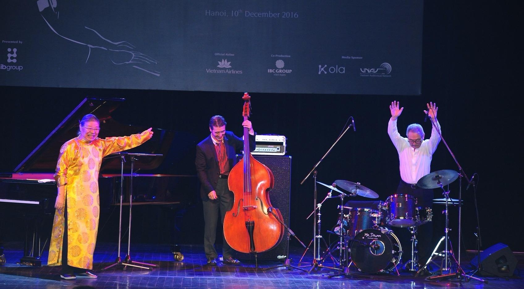 Dem nhac jazz dang gia o thanh duong nghe thuat Ha Noi hinh anh