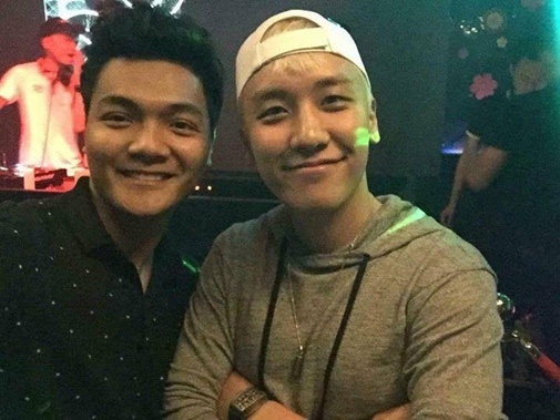 Fan san don Seungri o khu can ho cua gia dinh Denis Do hinh anh