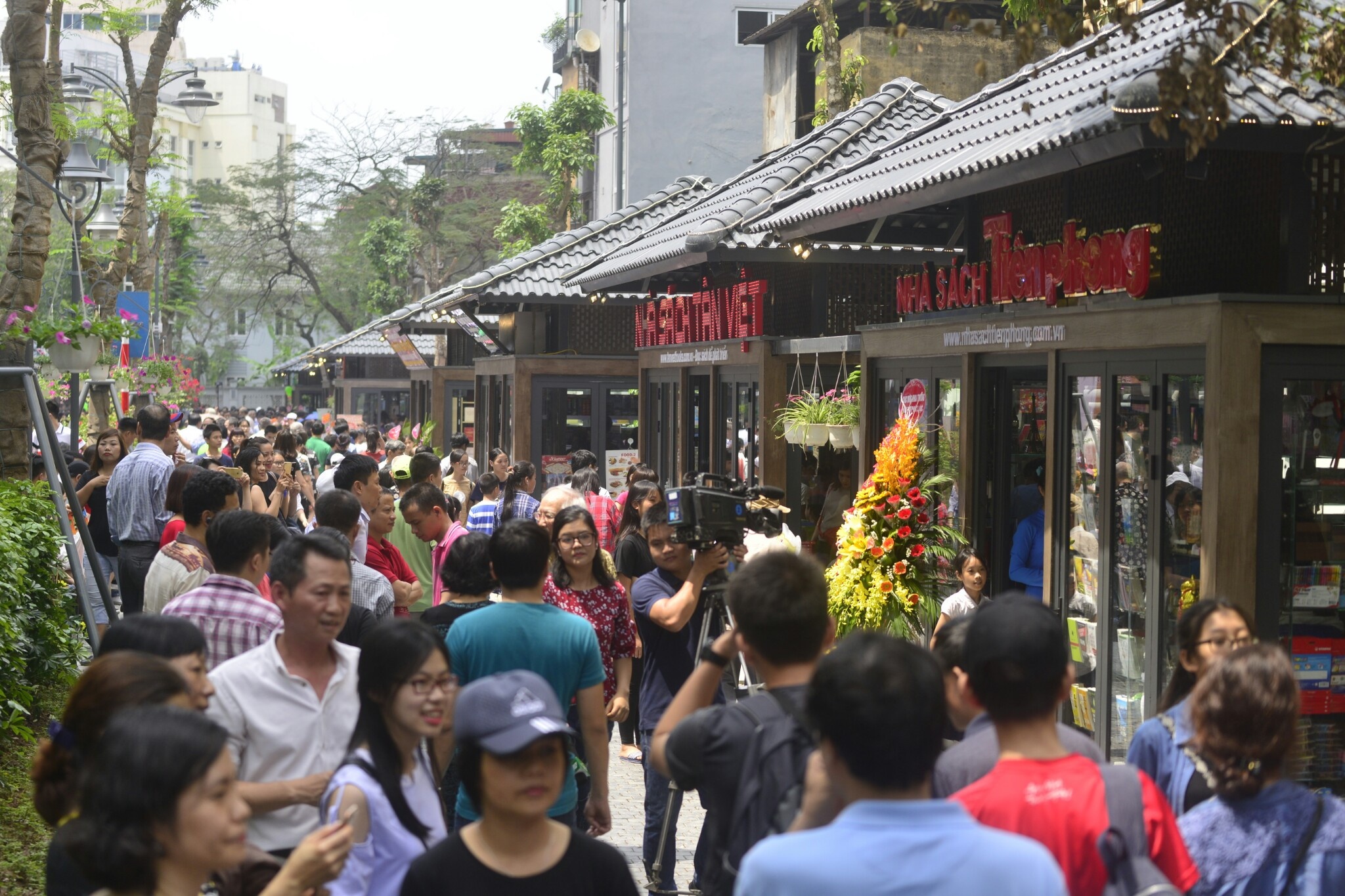 khai trương Phố sách Hà Nội ảnh 3 khai truong Pho sach Ha Noi anh 3