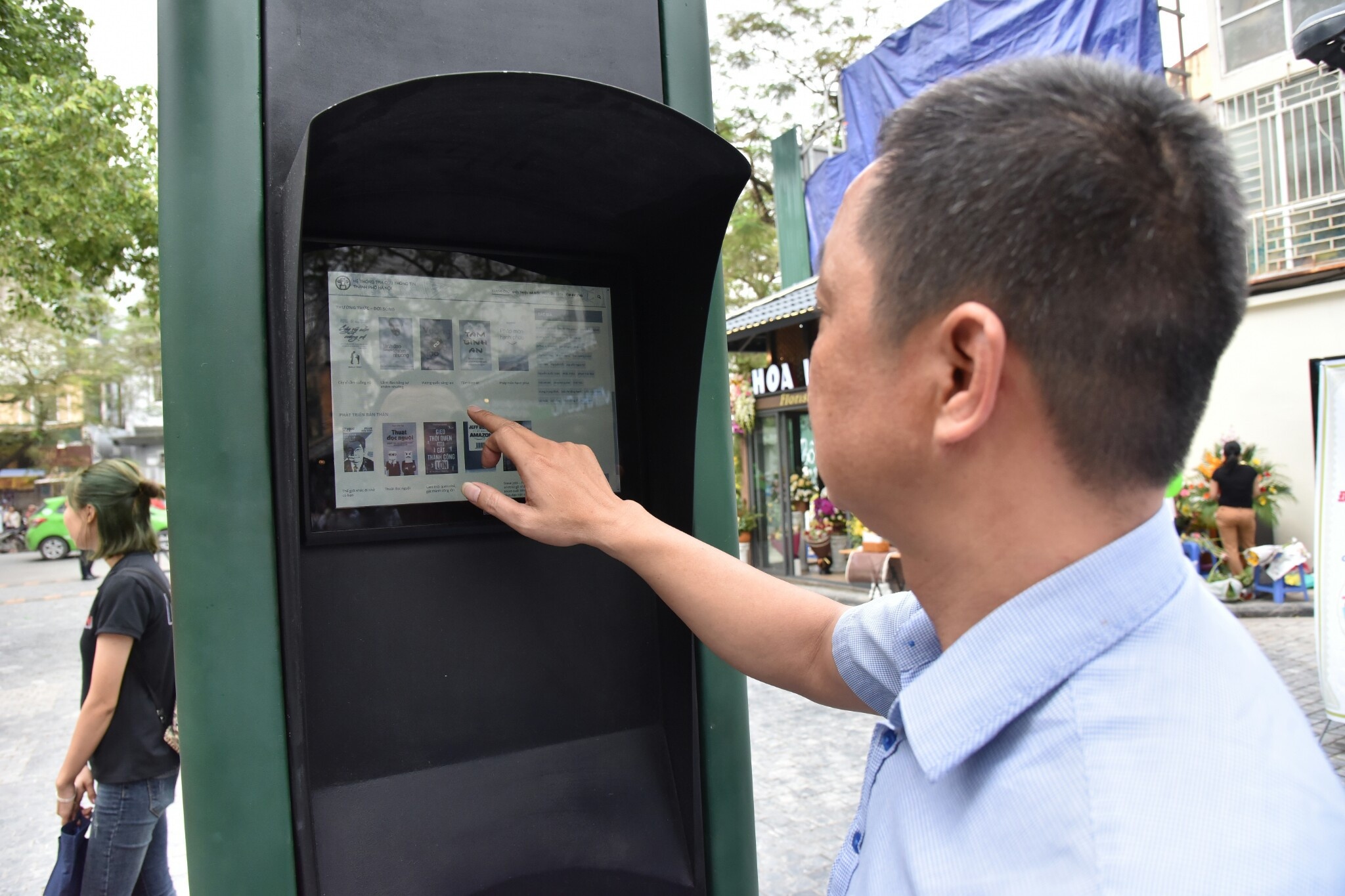 khai truong pho sach Ha Noi anh 11