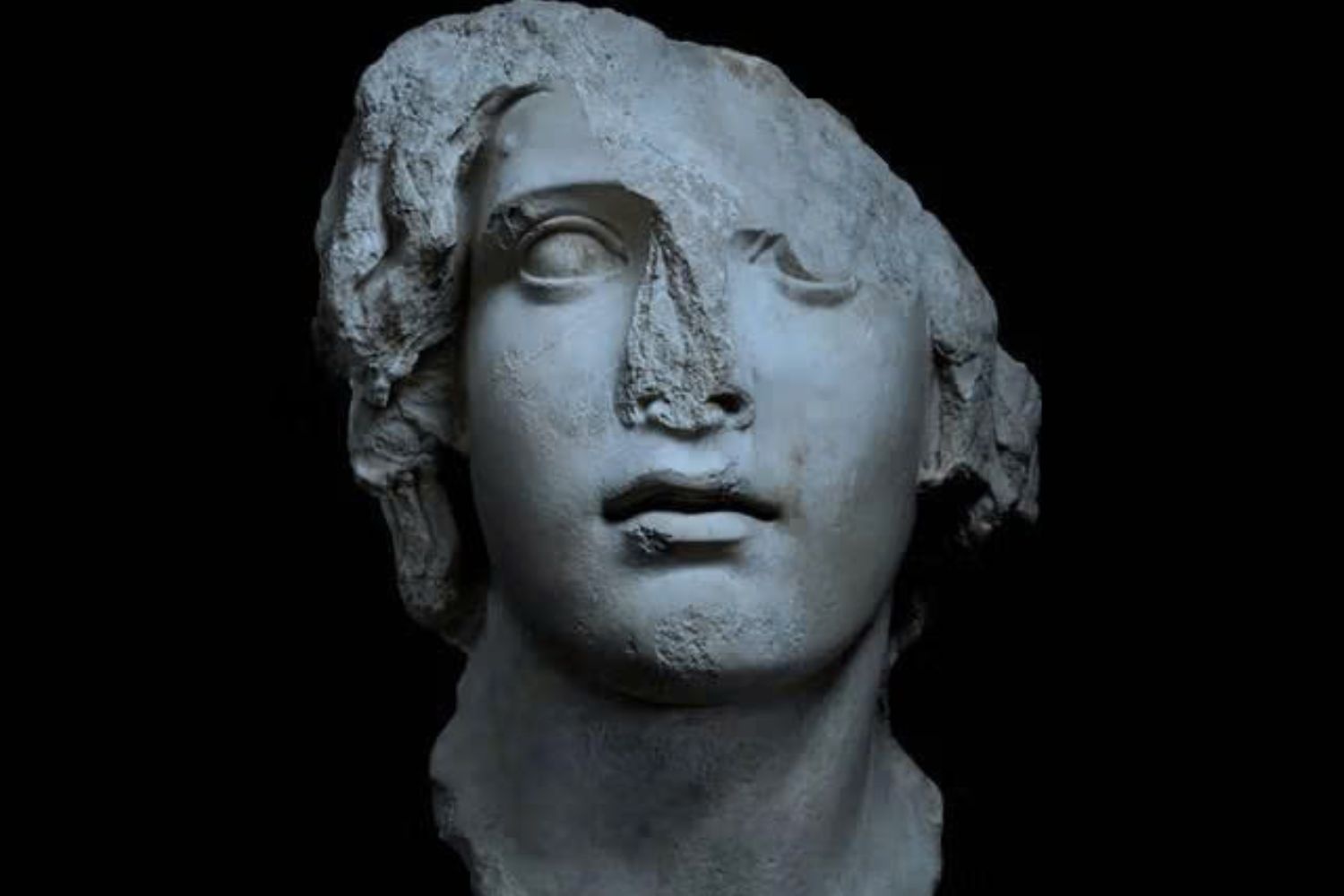 'Dau Alexander' hoi huong Italy sau 7 nam kien tung hinh anh