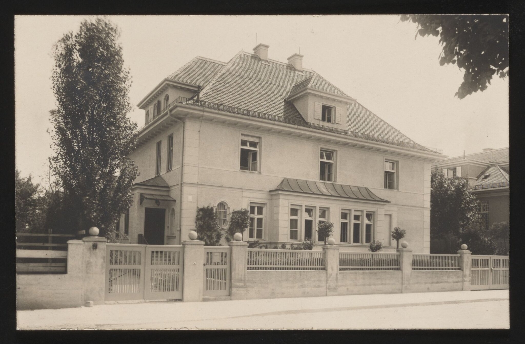 Van Gogh Metropolitan,  tranh Van Gogh cướp,  kiện bảo tàng,  Olive Picking đánh cắp ảnh 2 Van Gogh Metropolitan,  tranh Van Gogh cuop,  kien bao tang,  Olive Picking danh cap anh 2