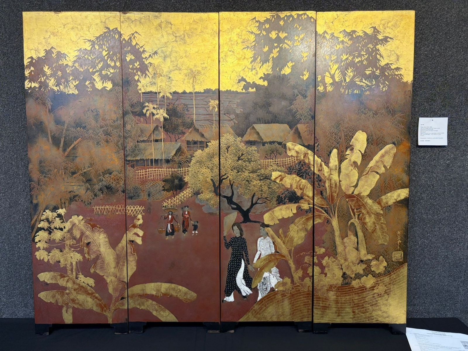 Son mai Viet Nam,  dau gia nghe thuat,  trieu euro,  nghe thuat Viet,  binh phong son mai,  dau gia Paris anh 2