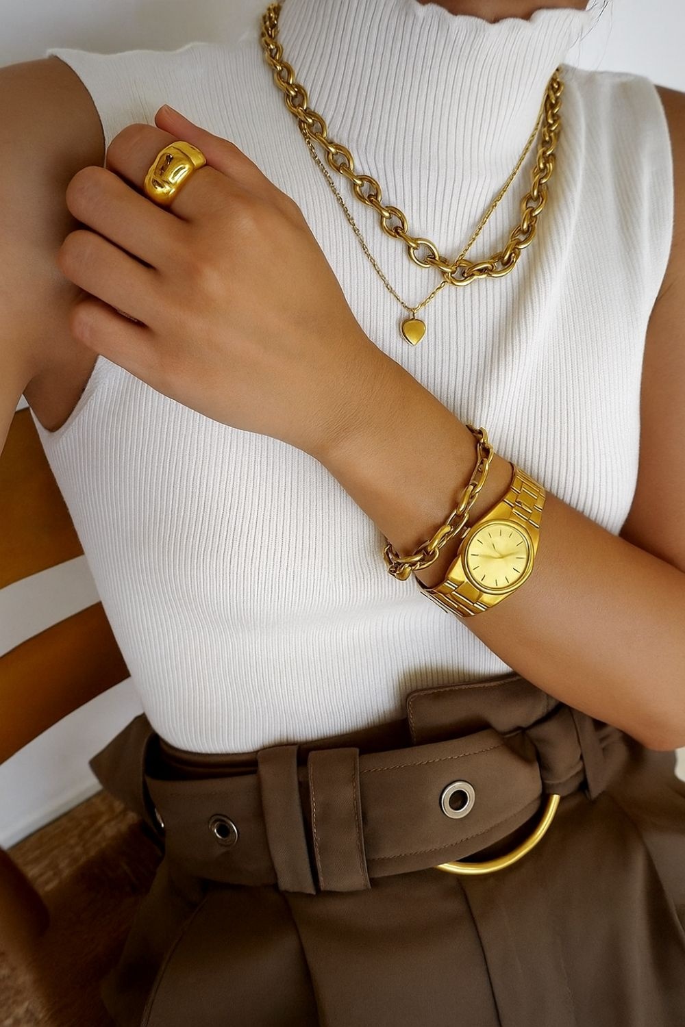 maximalism,  trang suc,  deo anh 2