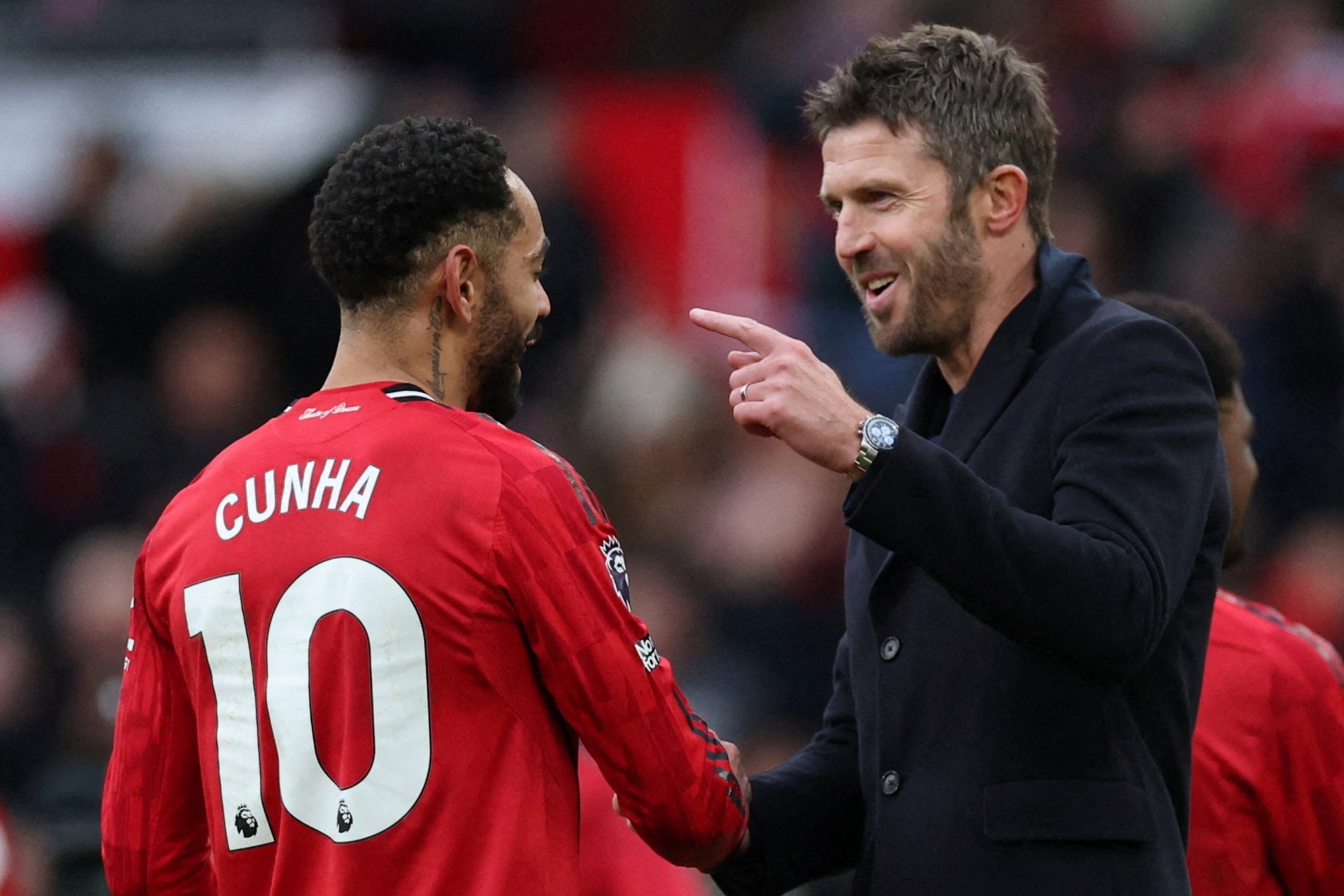 HLV Carrick deo dong ho gi khi MU thang 4 tran lien tiep hinh anh