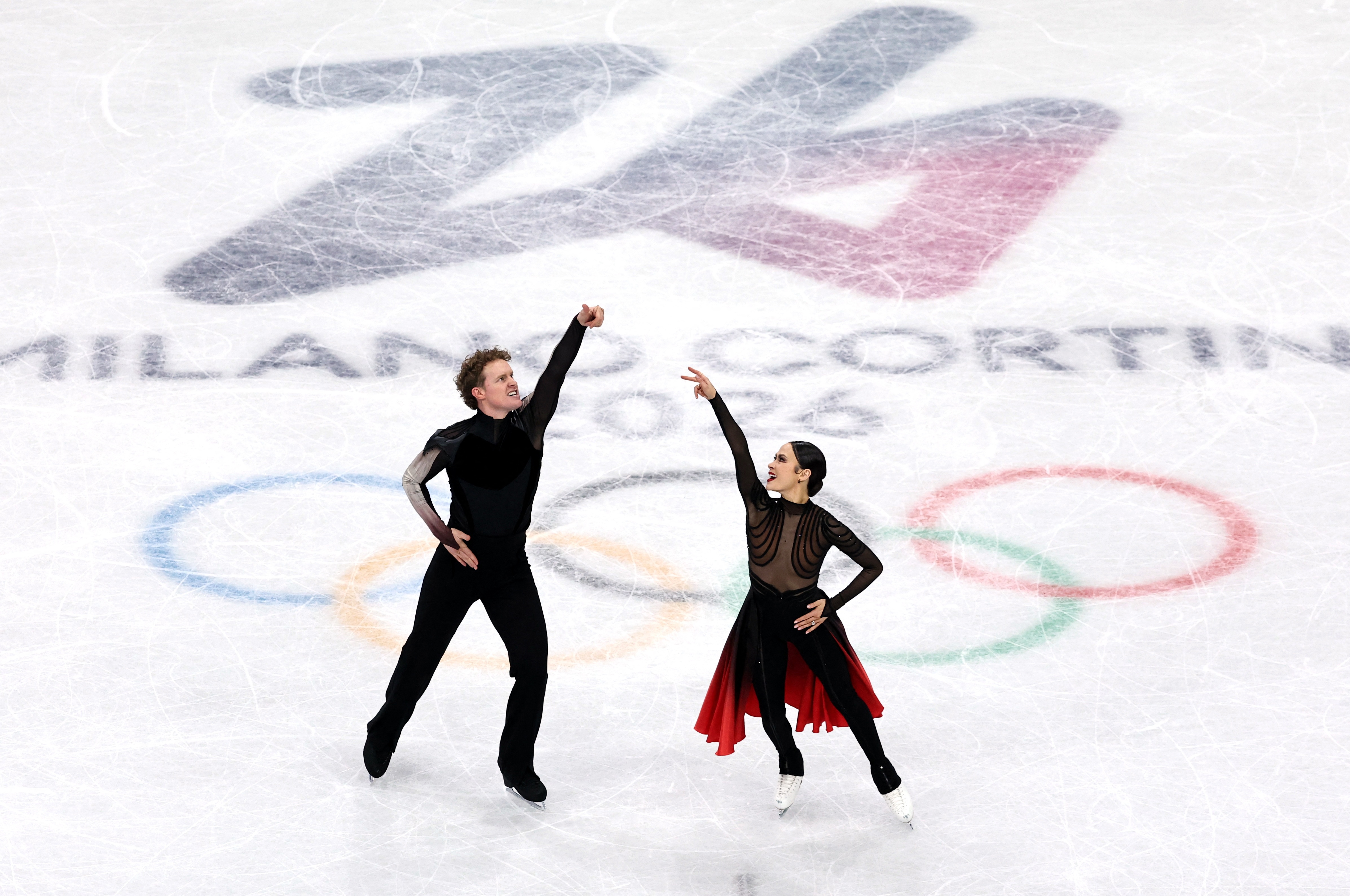 olympic,  truot bang,  thoi trang,  thiet ke,  trang phuc anh 4