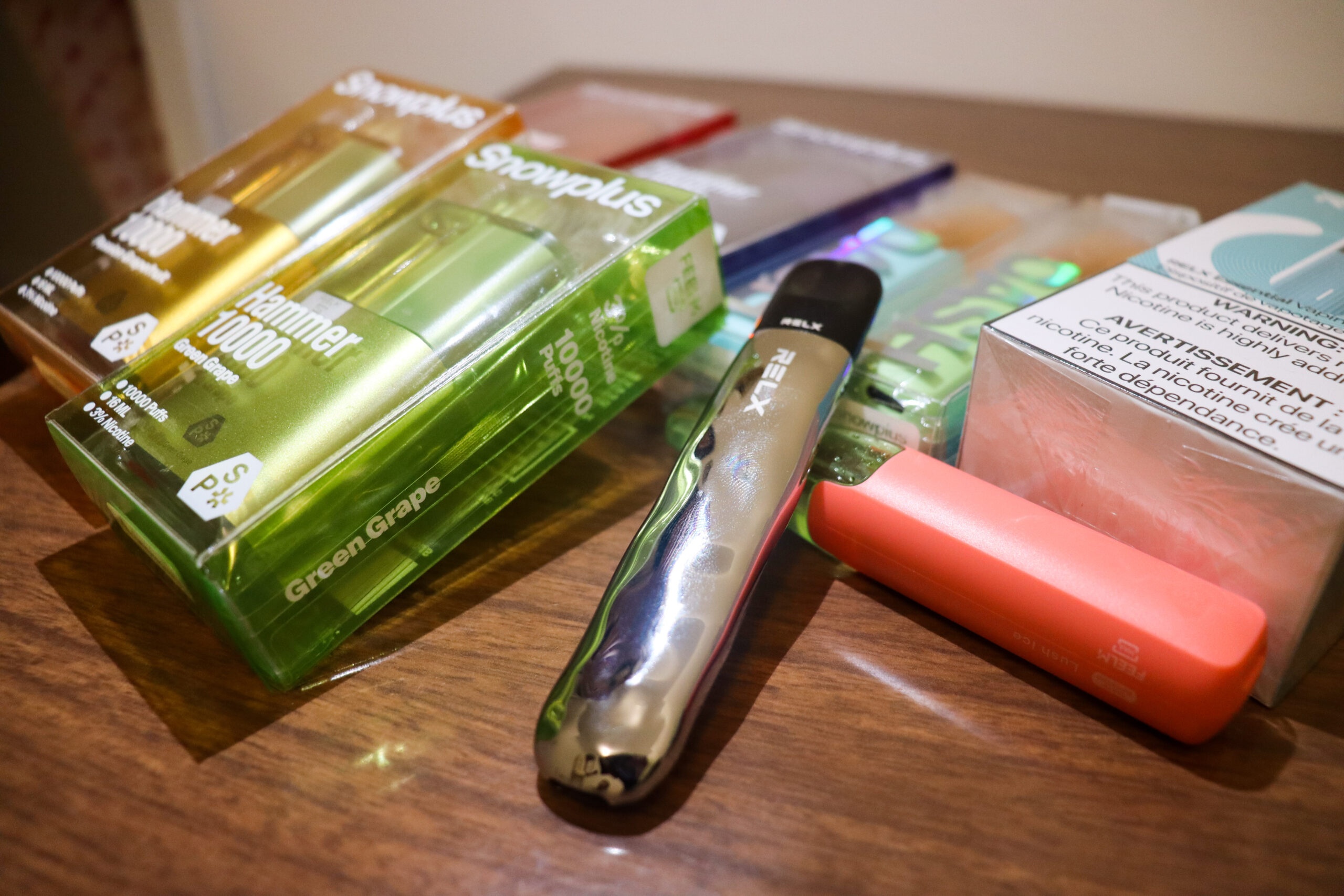 gen z,  nicotine,  ruou,  thuoc la,  vape anh 1