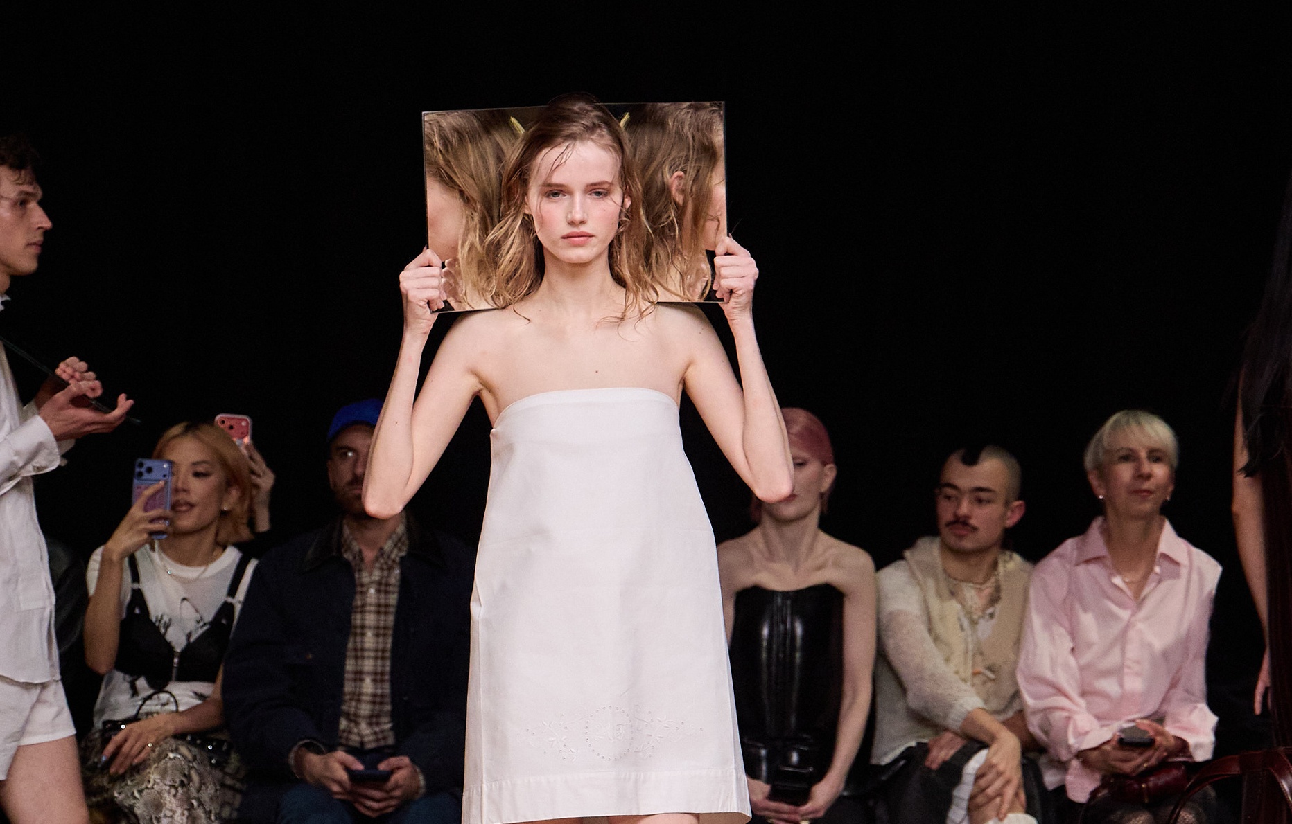 paris fashion week,  hodakova,  thoi trang anh 1