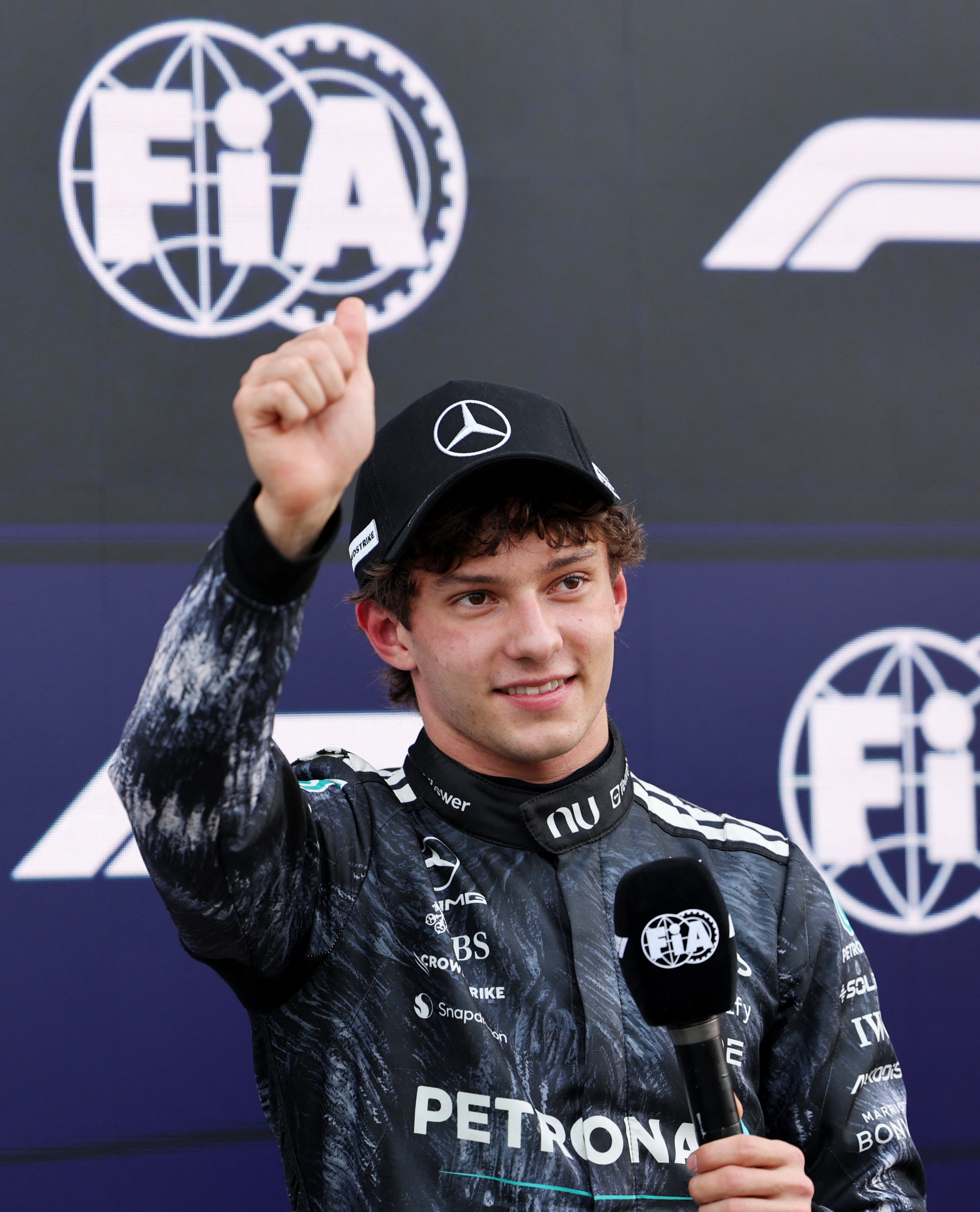 kimi antonelli,  nhay mat,  viral anh 7