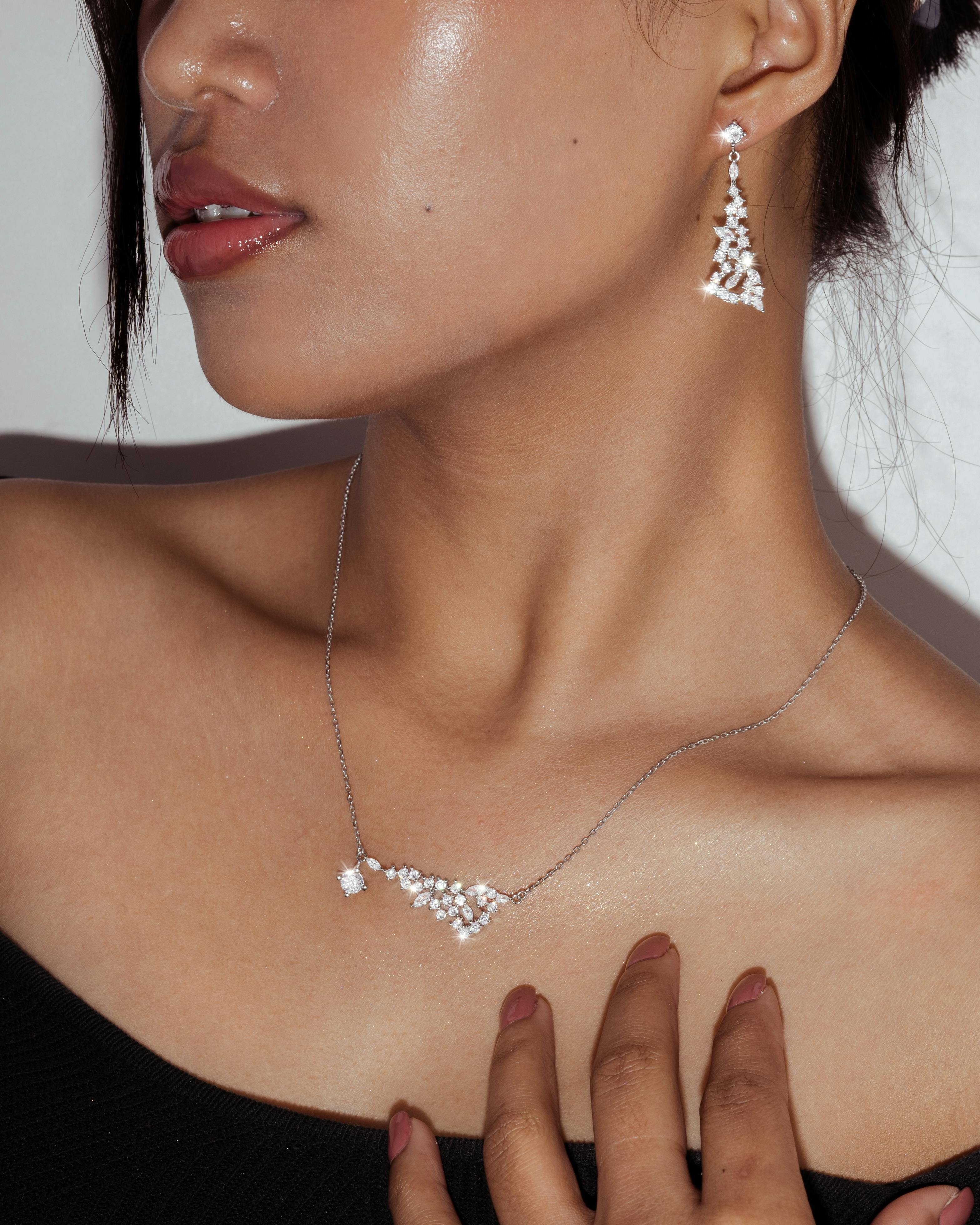 trang suc,  thuat ngu,  khai niem anh 3