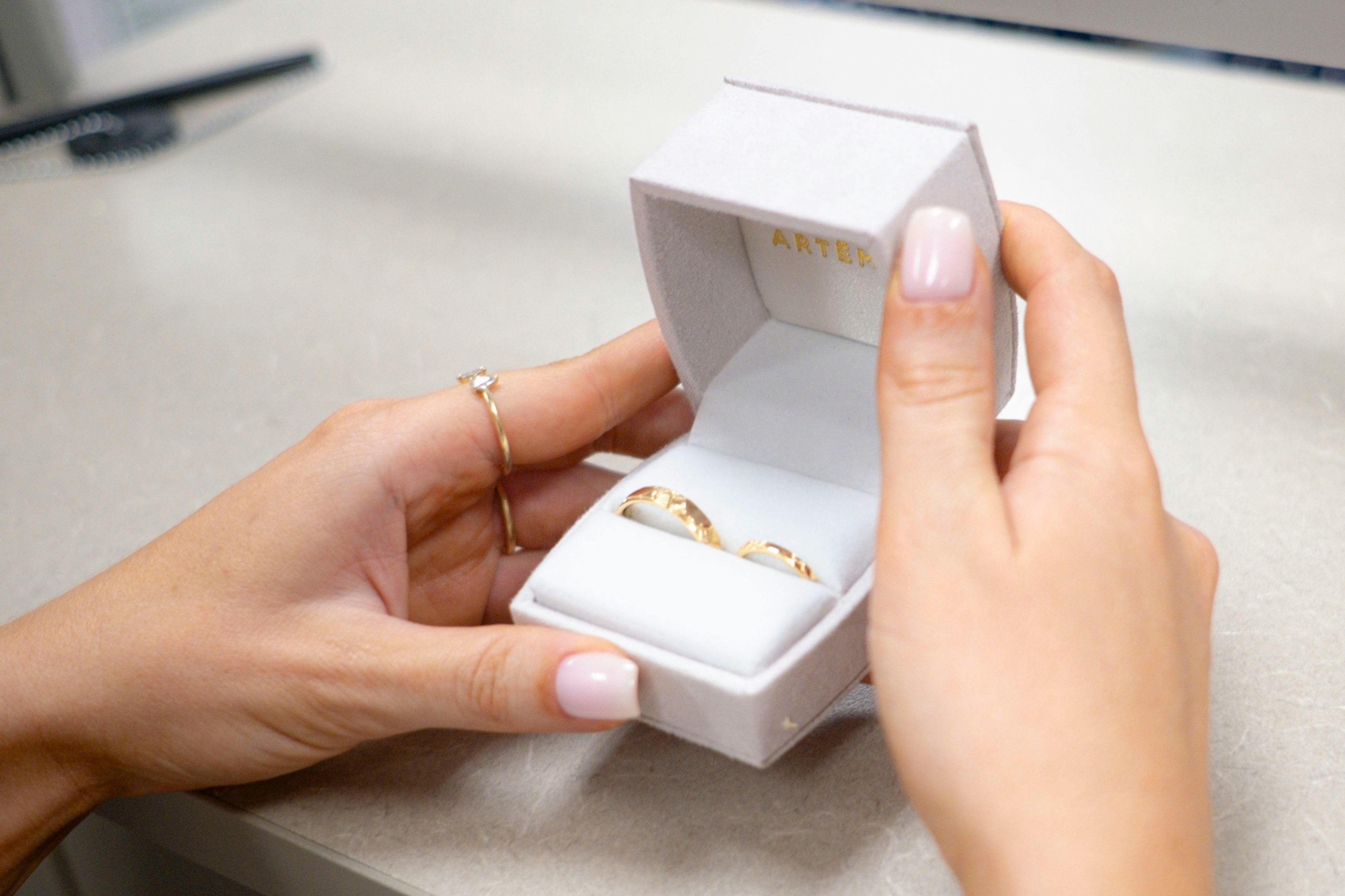 6 thuat ngu can biet truoc khi mua vang, trang suc hinh anh