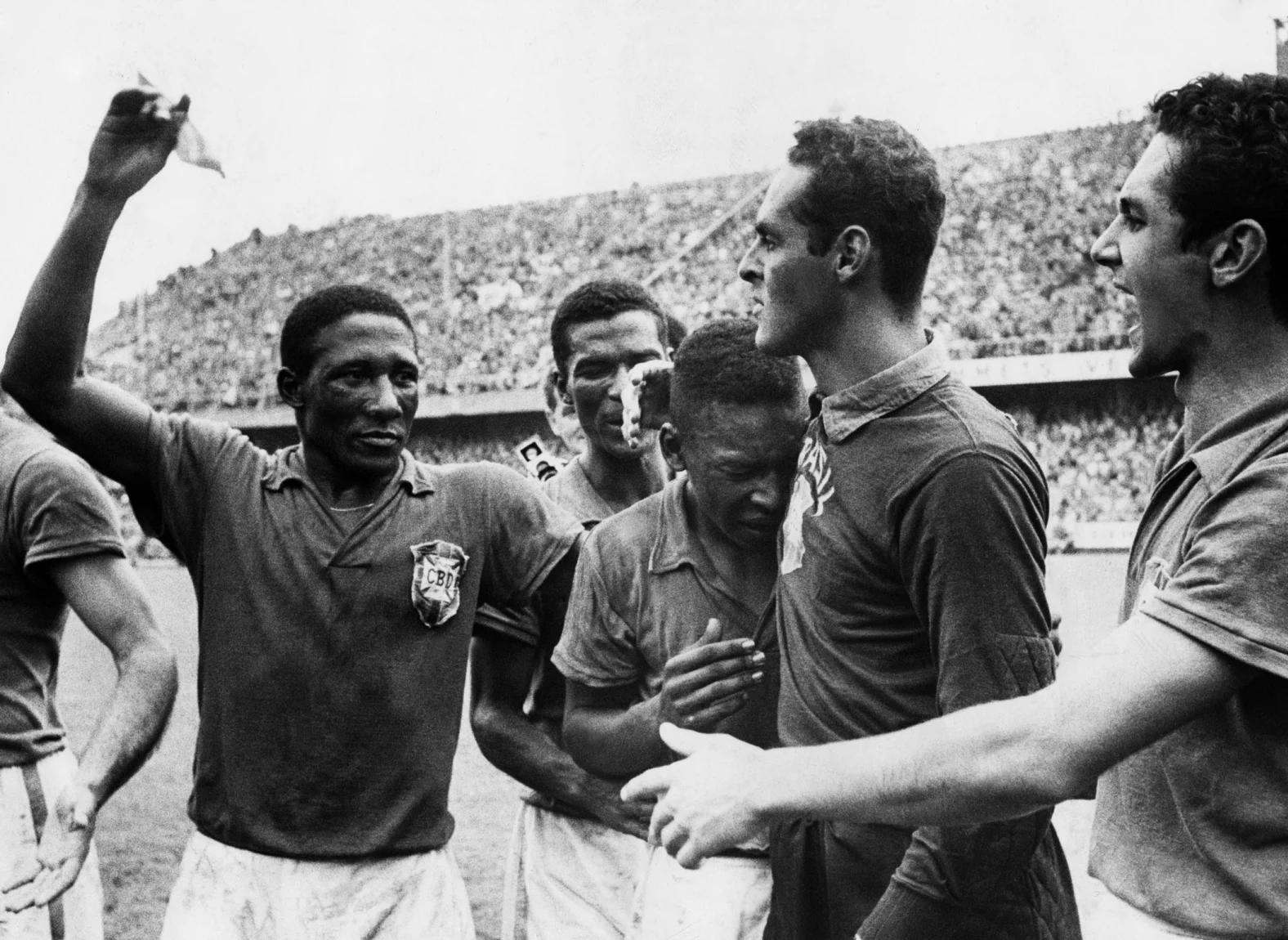 Pele,  ao dau,  world cup anh 1