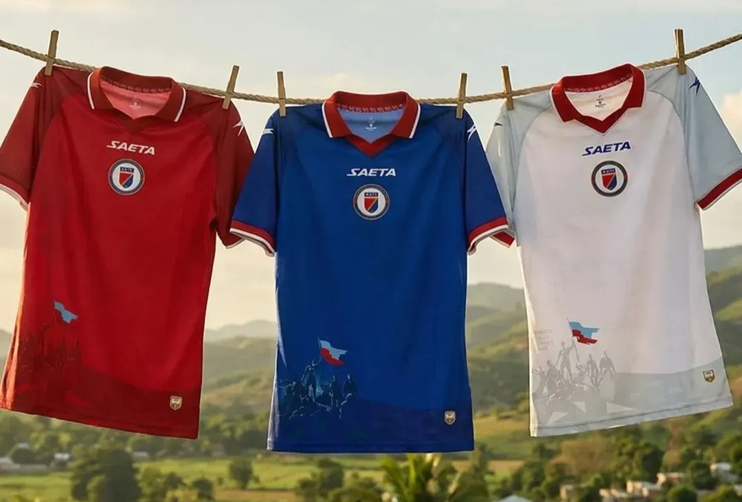 Ao dau World Cup cua Haiti bi cam truoc gio khai mac hinh anh