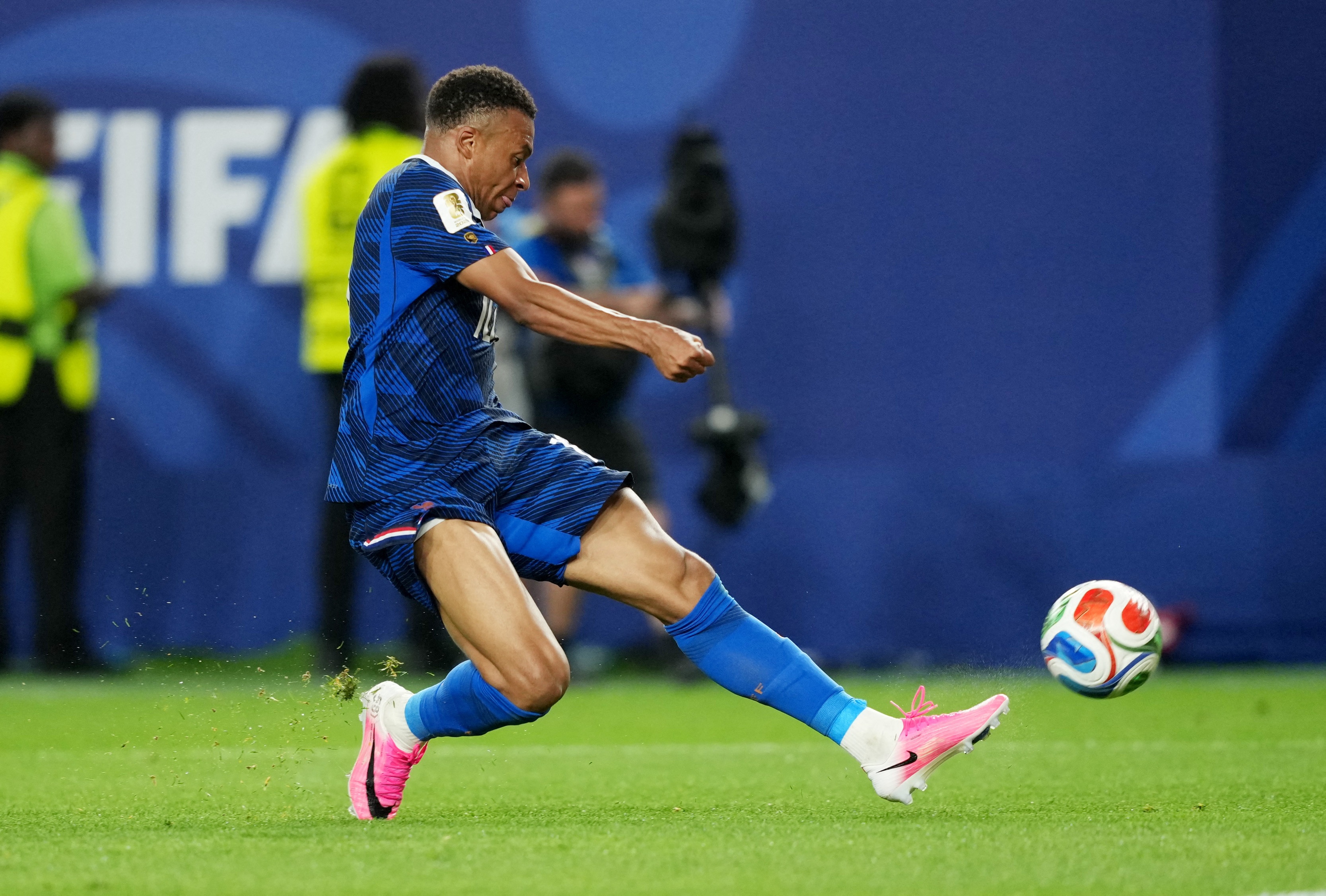 Mbappe,  tuyen Phap,  giay,  doc nhat vo nhi anh 1
