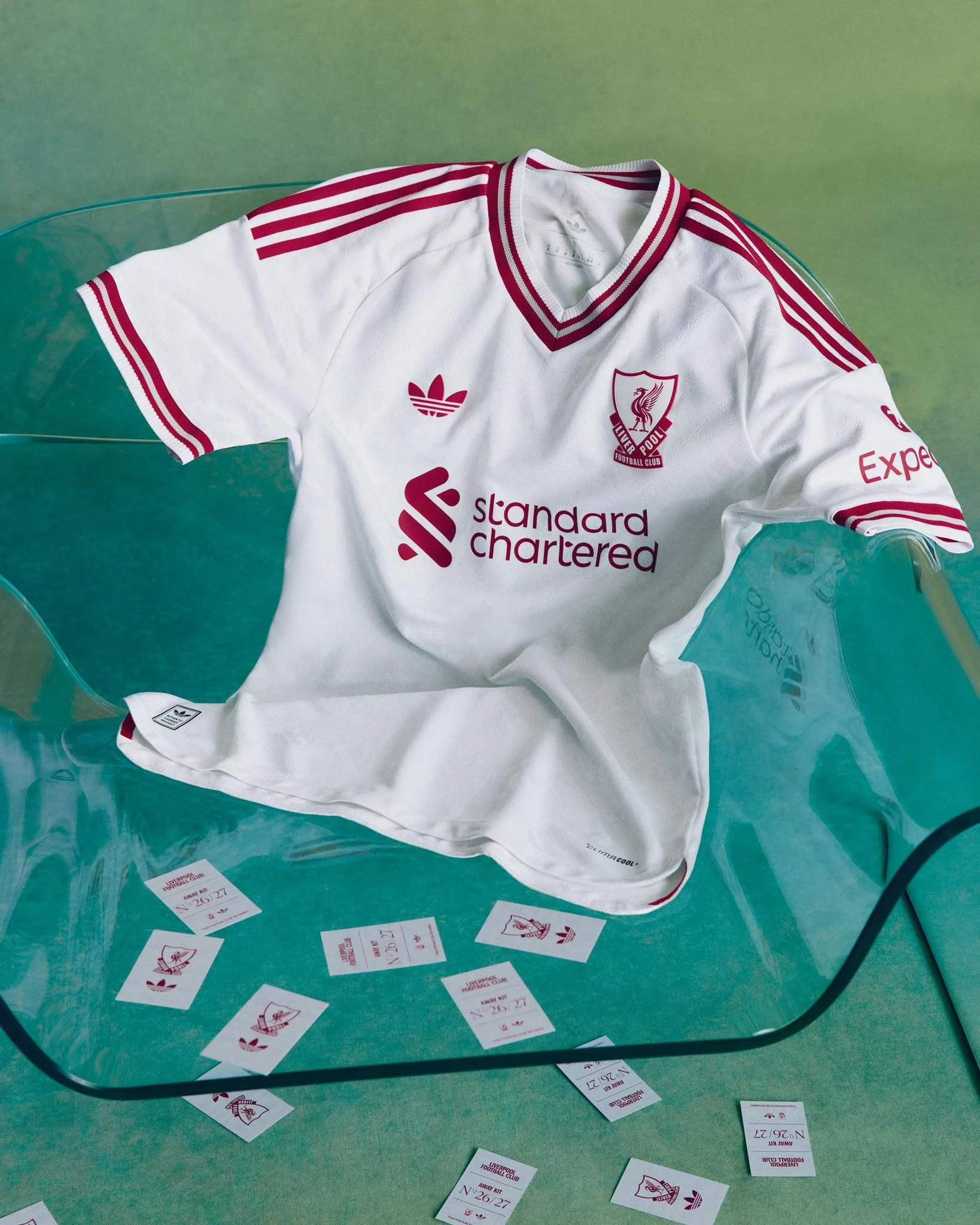 liverpool,  &aacute;o đấu ảnh 2