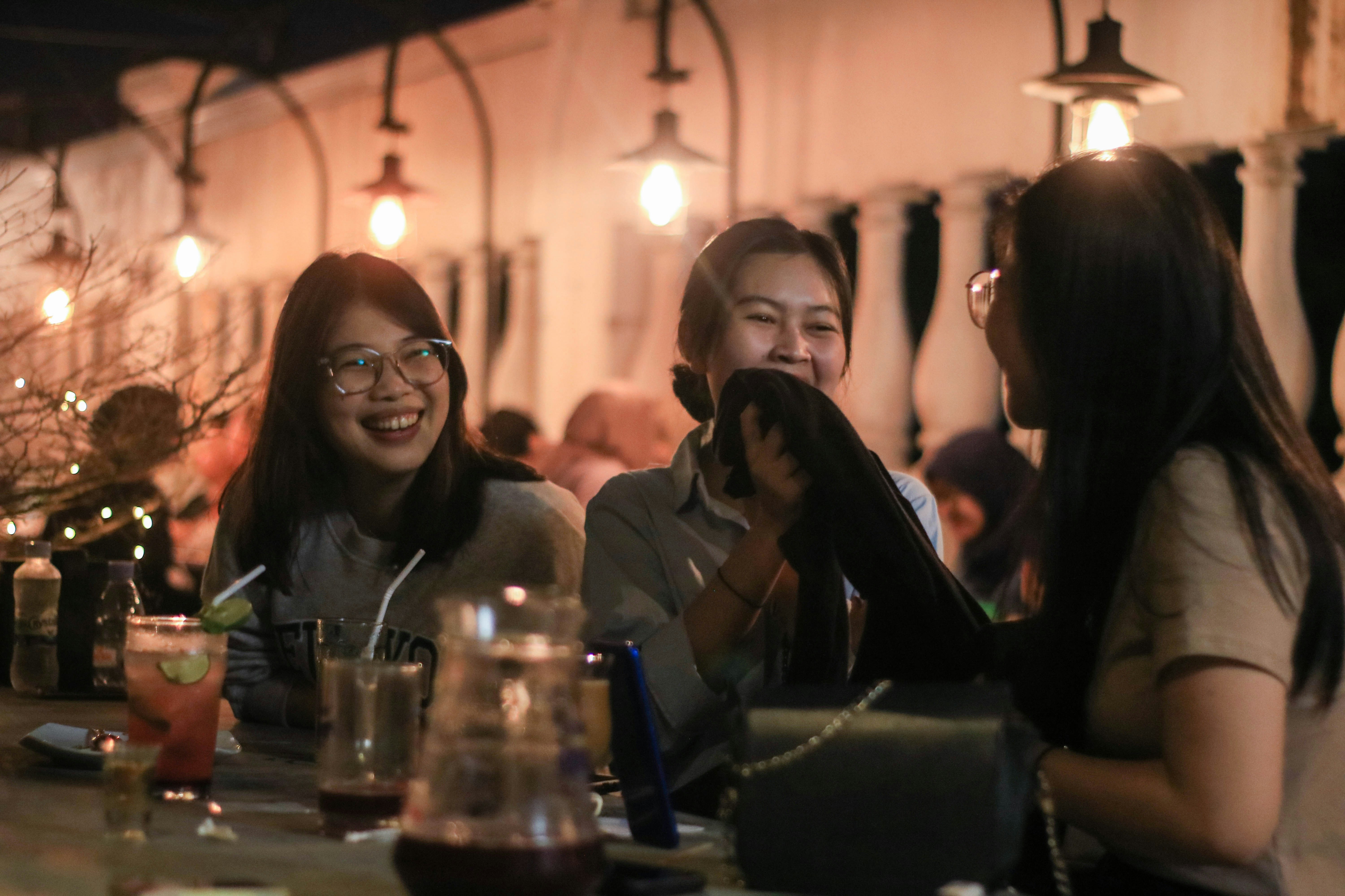 h&oacute;a đơn,  gen z ảnh 1