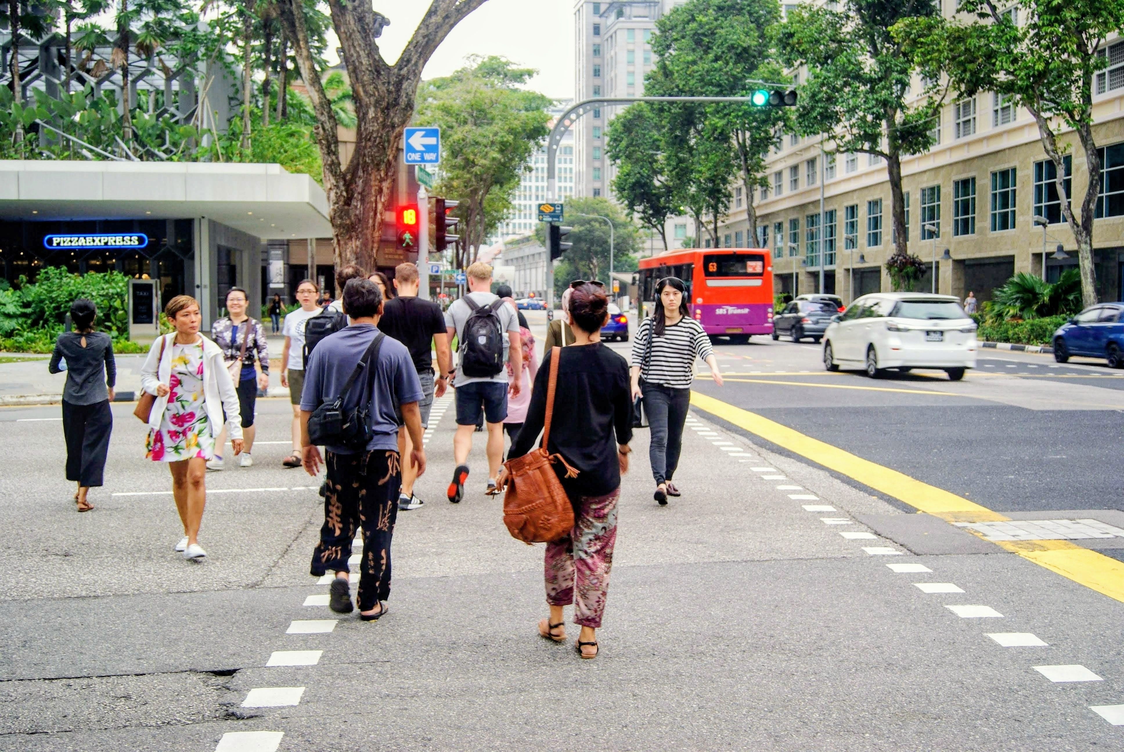 đọc s&aacute;ch,  singapore ảnh 3