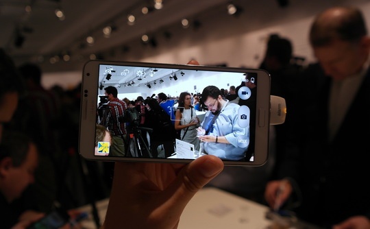 5 smartphone dang chu y tai IFA 2013 hinh anh