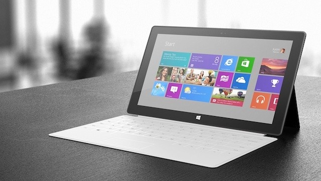 Microsoft bat dau cho doi iPad cu lay Surface hinh anh