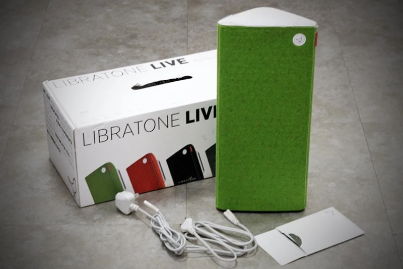 Khui hop Libratone Live - loa khong day gia 16 trieu dong hinh anh