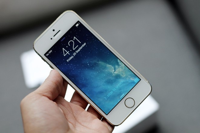 Gia iPhone 5S xach tay se tiep tuc giam hinh anh