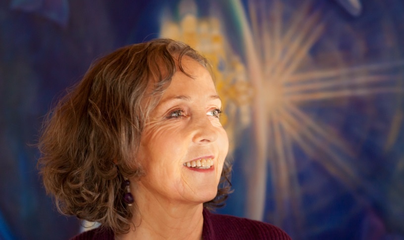 Tinh cu xuat ban hoi ki giuong chieu voi Steve Jobs hinh anh