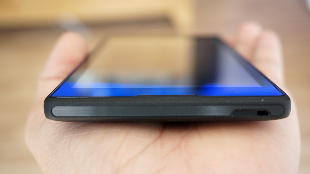 Dap hop Sony Xperia C 2 SIM chinh hang gia 6,9 trieu dong hinh anh