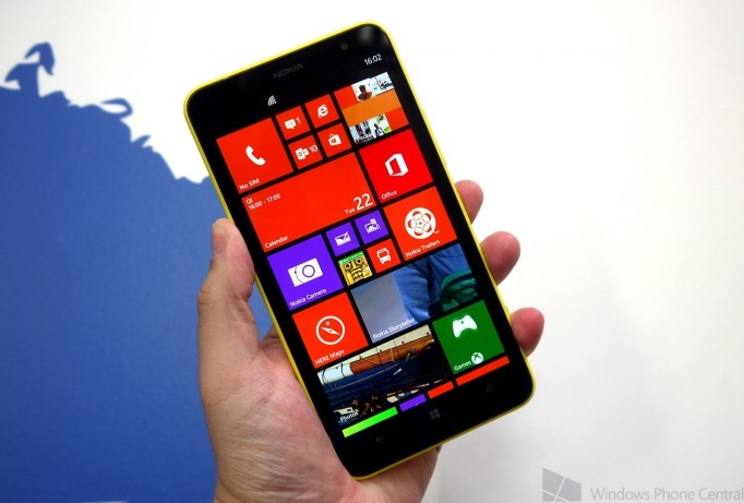 Lumia 1320 man hinh 6 inch, gia 7 trieu den VN ngay 1/11 hinh anh
