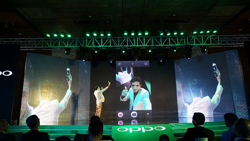 Hinh anh buoi su kien ra mat Oppo N1 hinh anh