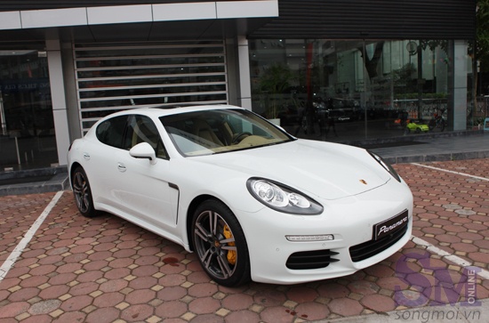 Ngam bo phu kien gia 1 ty cua Porsche Panamera S tai VN hinh anh