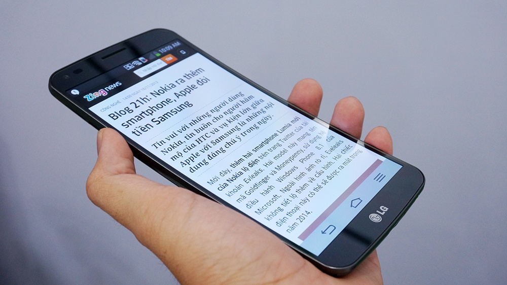 'Dap hop' LG G Flex man hinh cong o VN gia 20 trieu hinh anh