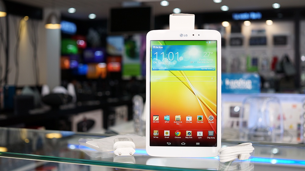 Mo hop LG G tablet 8.3 chinh hang gia 7,9 trieu dong hinh anh