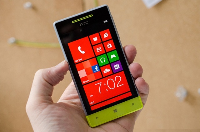 HTC 8S tai xuat thi truong VN, ha mot nua gia con 3,3 trieu hinh anh