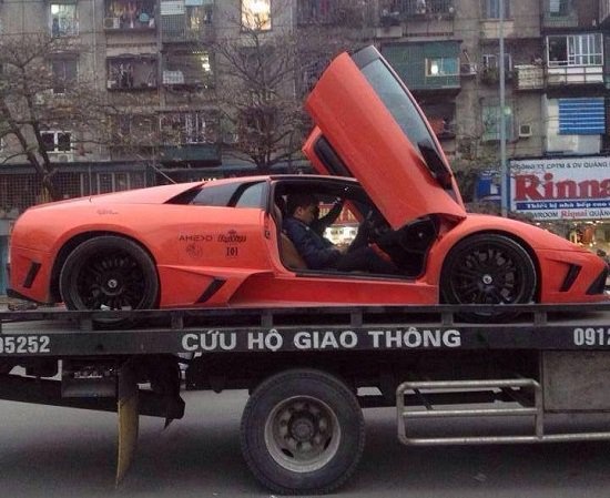 Lamborghini Murcielago gap nan o Quang Ninh hinh anh