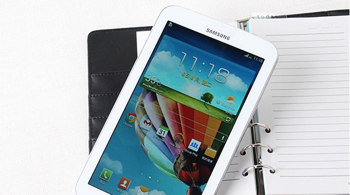 Chiec Galaxy Tab gia re nhat len ke o VN vao thang sau hinh anh