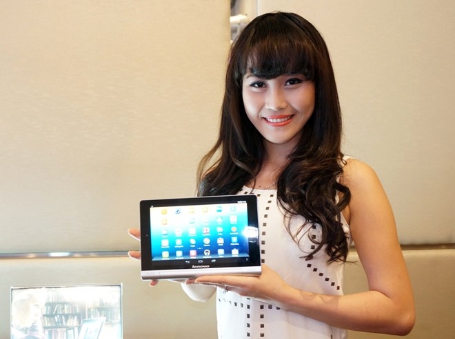 Loat may tinh bang dang chu y sap len ke tai Viet Nam hinh anh