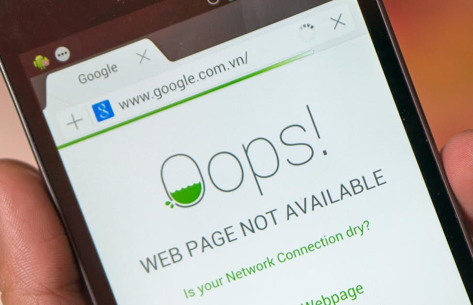 Tuyen cap quang AAG dang bao tri quan trong ra sao voi VN? hinh anh