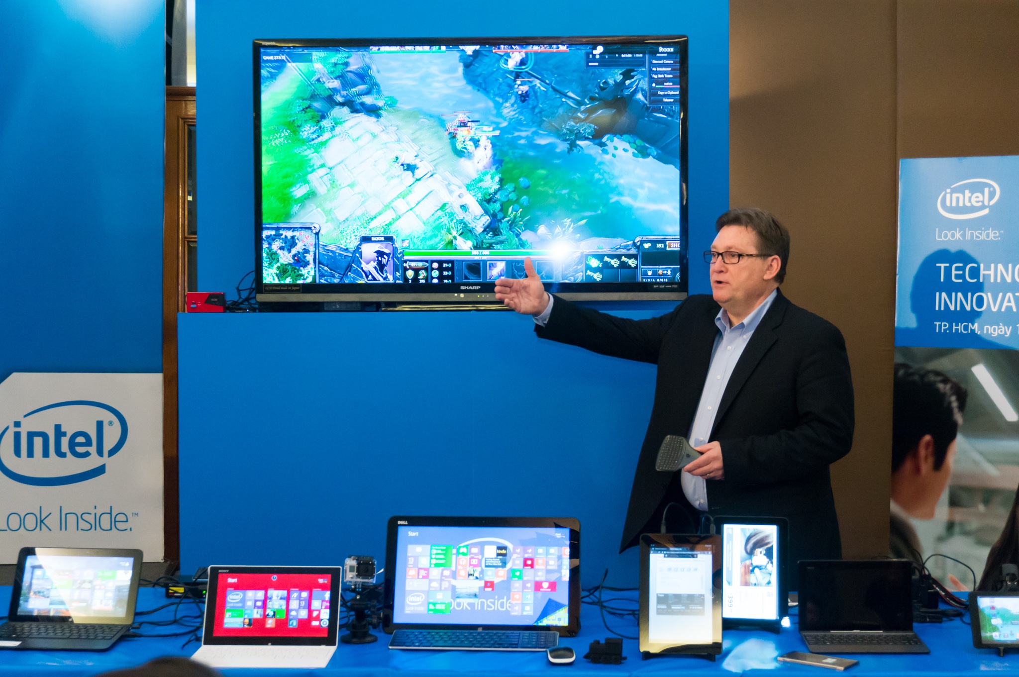 Trai nghiem nhung thiet bi thong minh dung cong nghe Intel hinh anh