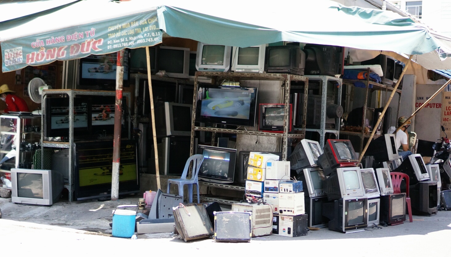 TV cu e am vi khong ho tro chuan tin hieu truyen hinh moi hinh anh