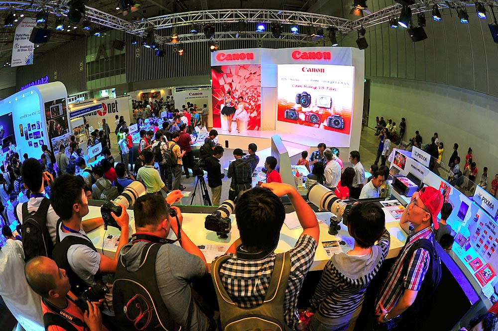 3 trien lam cong nghe sap dien ra tai Sai Gon hinh anh