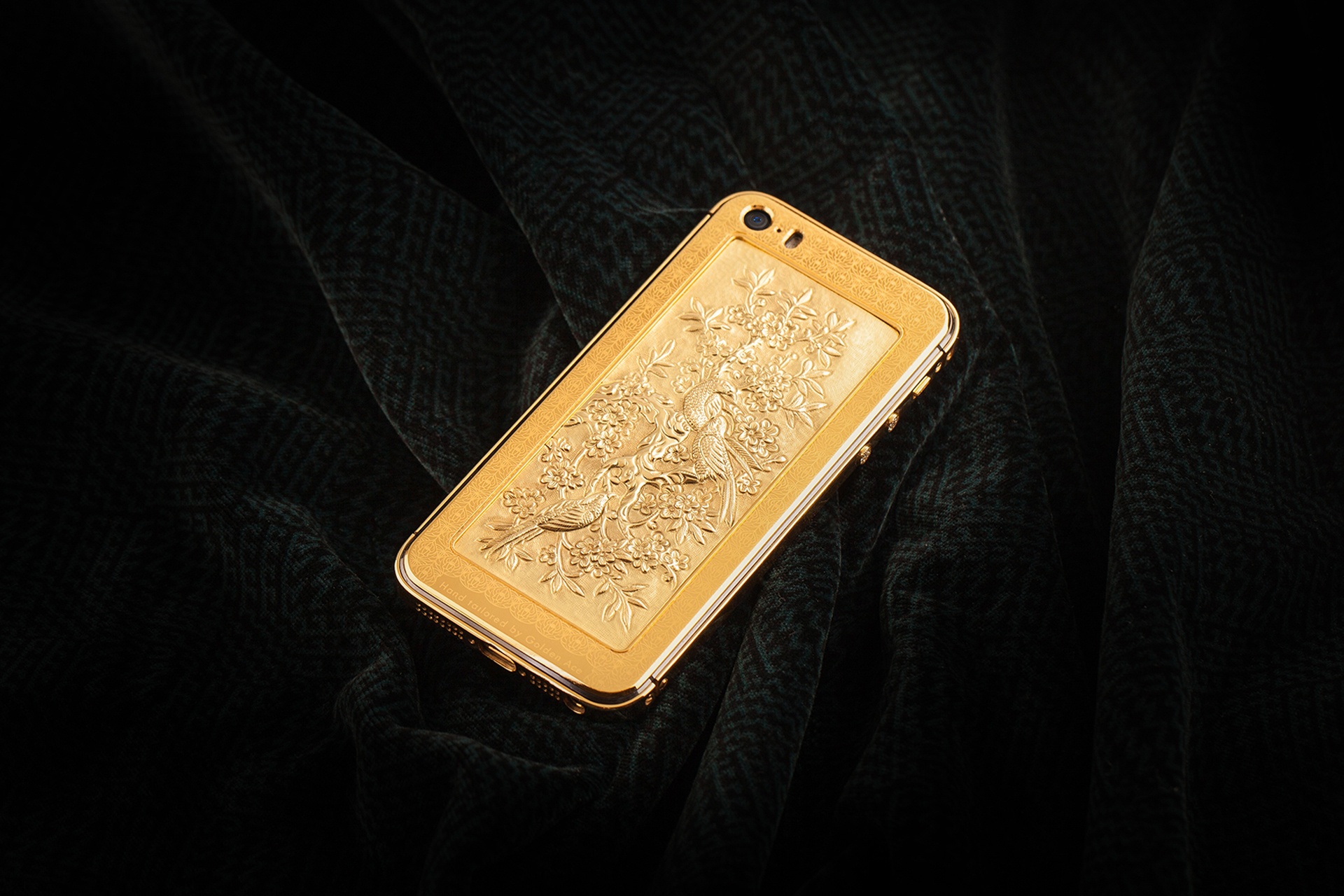 Bộ 3 tác phẩm trong bộ sưu tập ra mắt dịp này gồm 