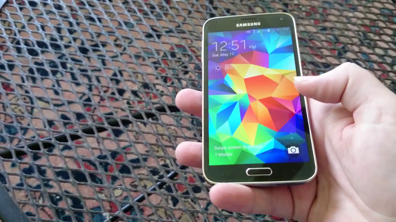 Ro ri video thuc te cua Galaxy S5 Prime vo kim loai hinh anh