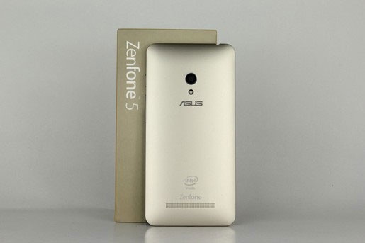 Thi truong di dong xach tay on ao va iOS 8 hot nhat tuan hinh anh