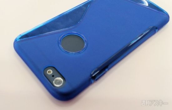 Them anh ro ri iPhone 6 phien ban mau den xam kem op lung hinh anh